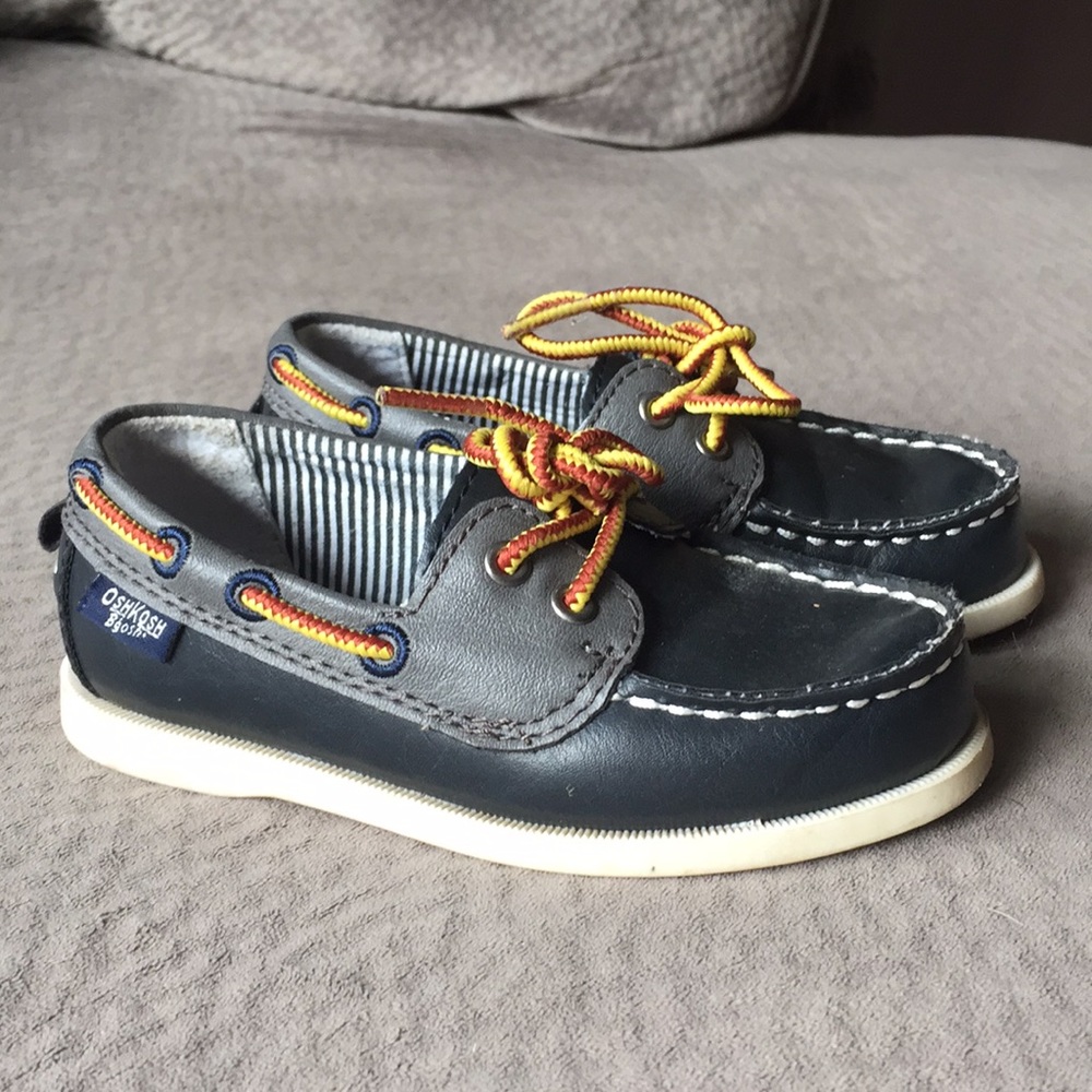 Oshkosh Like New Boat Shoes